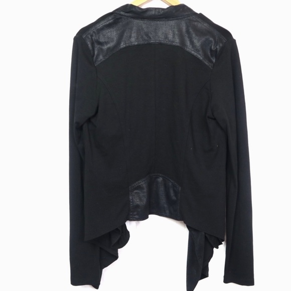 Cabi Owens Waterfall Jacket RARE FIND - Picture 2 of 5